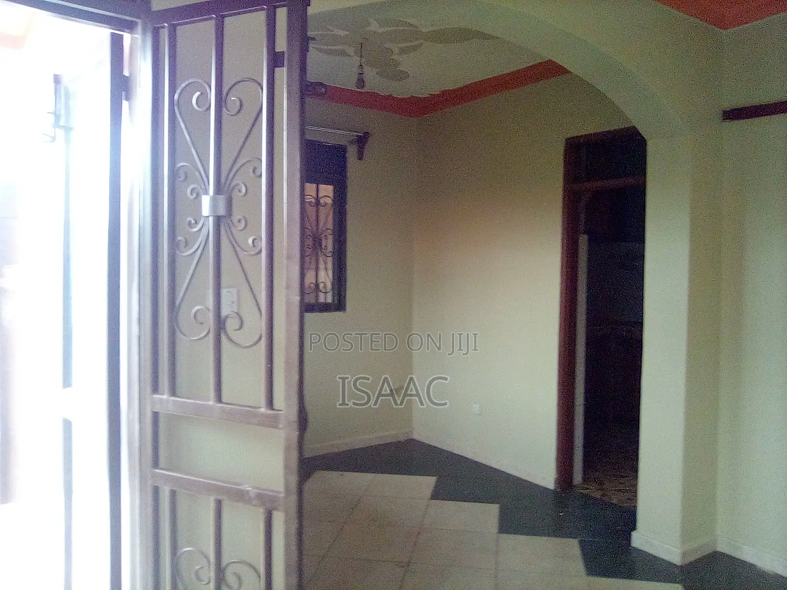4bdrm Mansion in Nabweru for sale