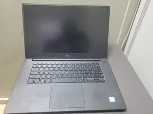 Laptop Dell Precision 5540 8GB Intel Core i7 SSHD (Hybrid) 250GB