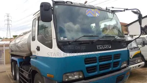 Milk Tank Isuzu Truck 2000 Blue