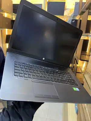 Laptop HP ZBook 17 G3 8GB Nvidia SSD 256GB