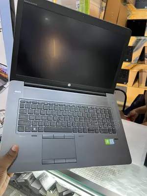 Laptop HP ZBook 17 G3 8GB Intel Core i7 SSD 256GB