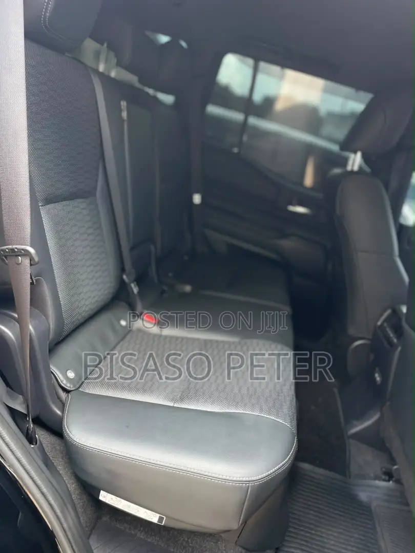 Toyota Land Cruiser Prado 2.4 Petrol 2024 Black