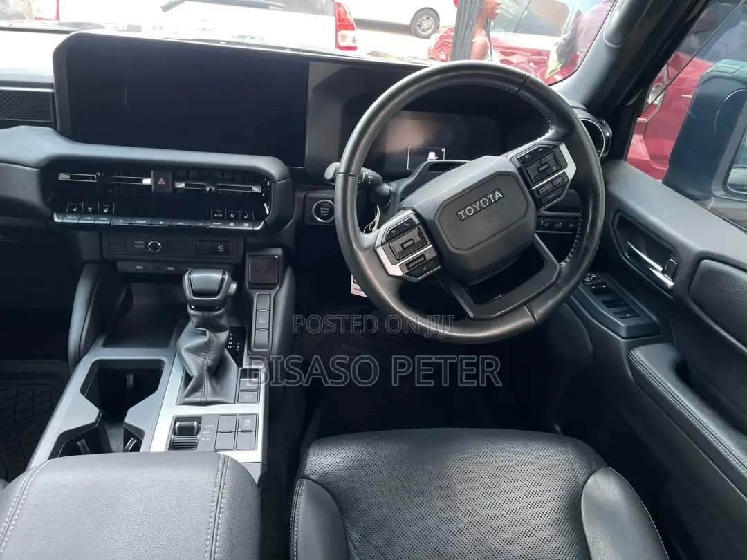 Toyota Land Cruiser Prado 2.4 Petrol 2024 Black