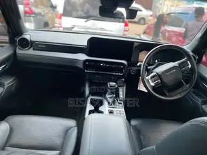 Toyota Land Cruiser Prado 2.4 Petrol 2024 Black