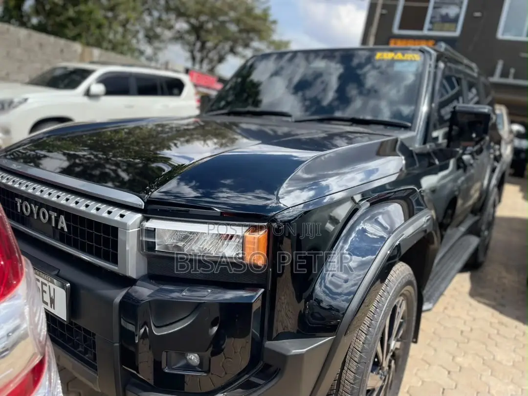 Toyota Land Cruiser Prado 2.4 Petrol 2024 Black