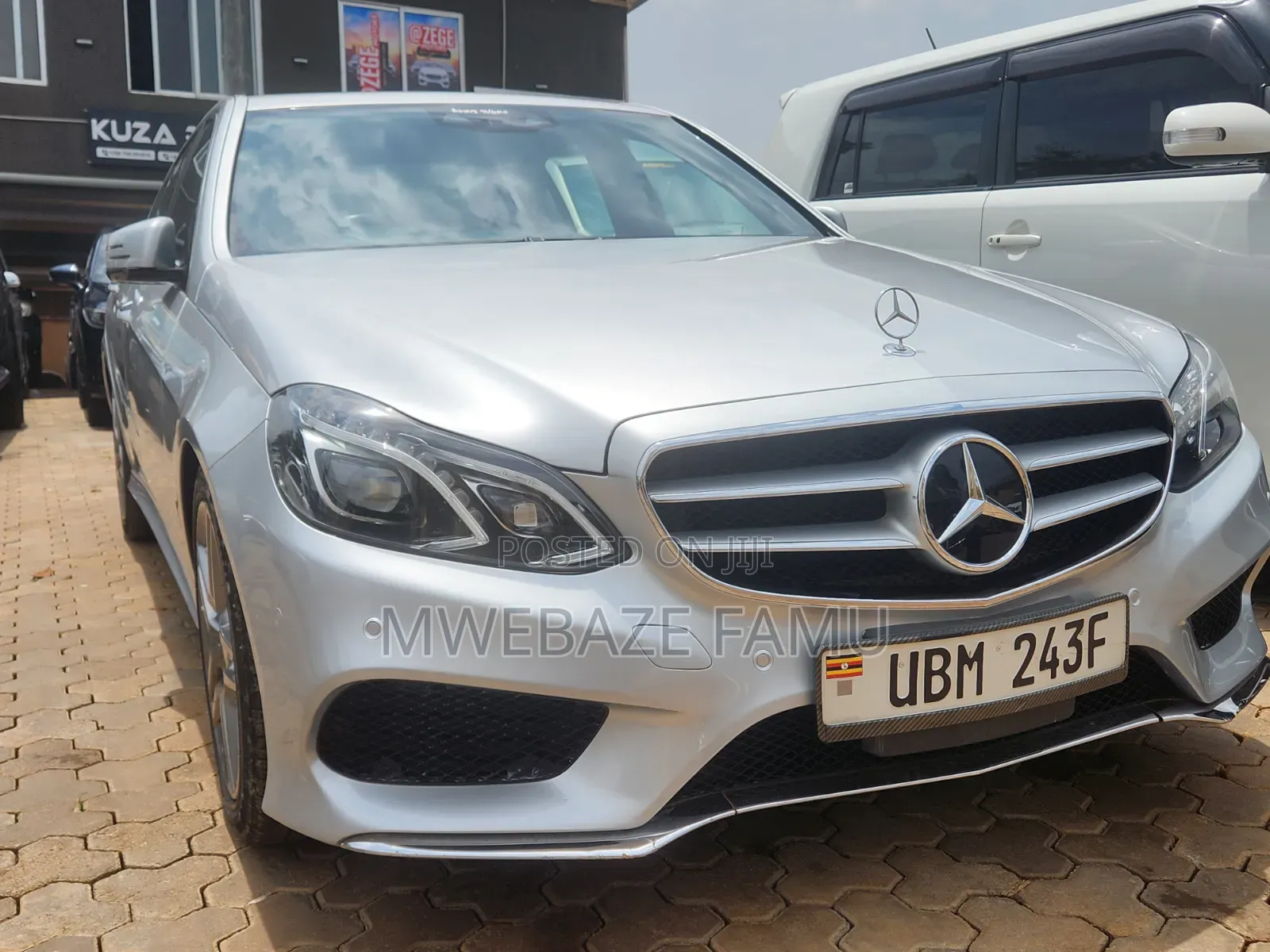 Mercedes-Benz E300 2014 Silver