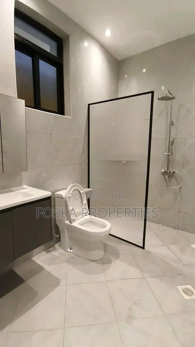 2bdrm Apartment in Namuwongo Estate, Central Division for rent