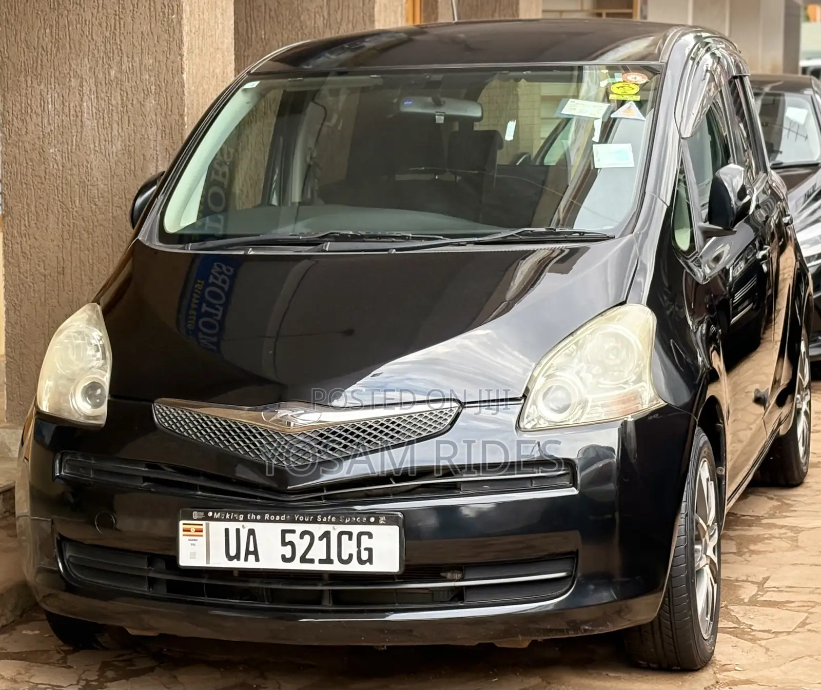 Toyota Ractis 1.5 FWD 2009 Black