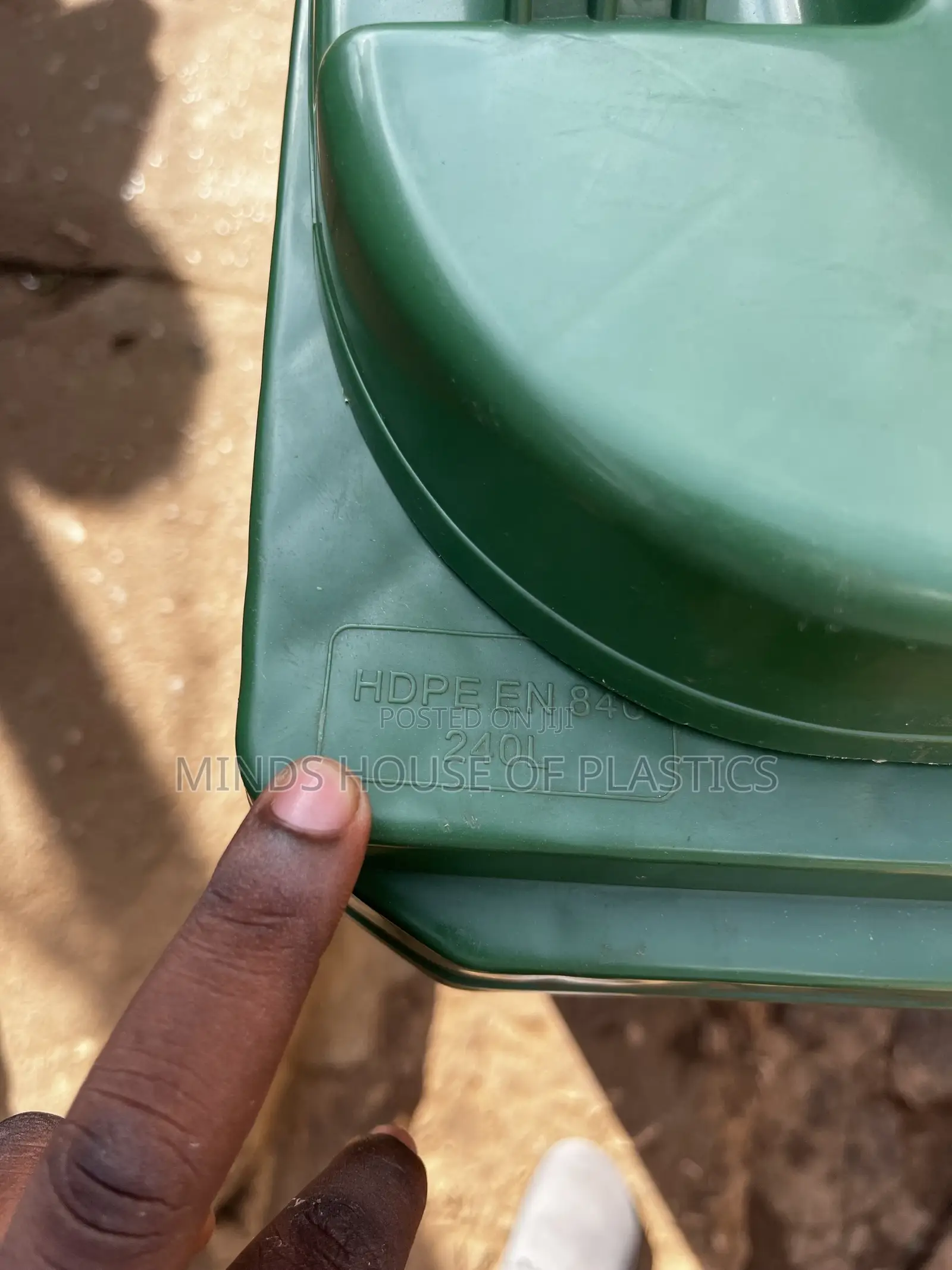240L Waste Bin