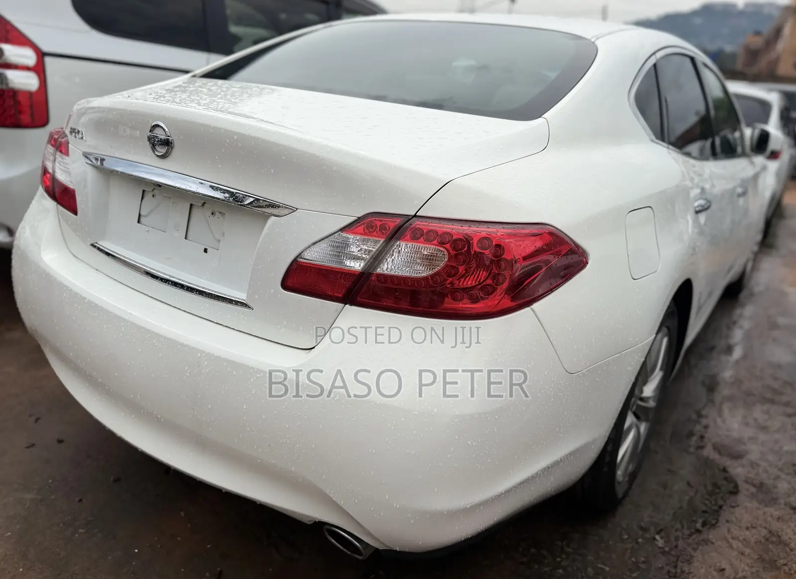 Nissan Fuga 2012 White