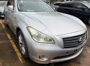 Nissan Fuga 2013 Silver