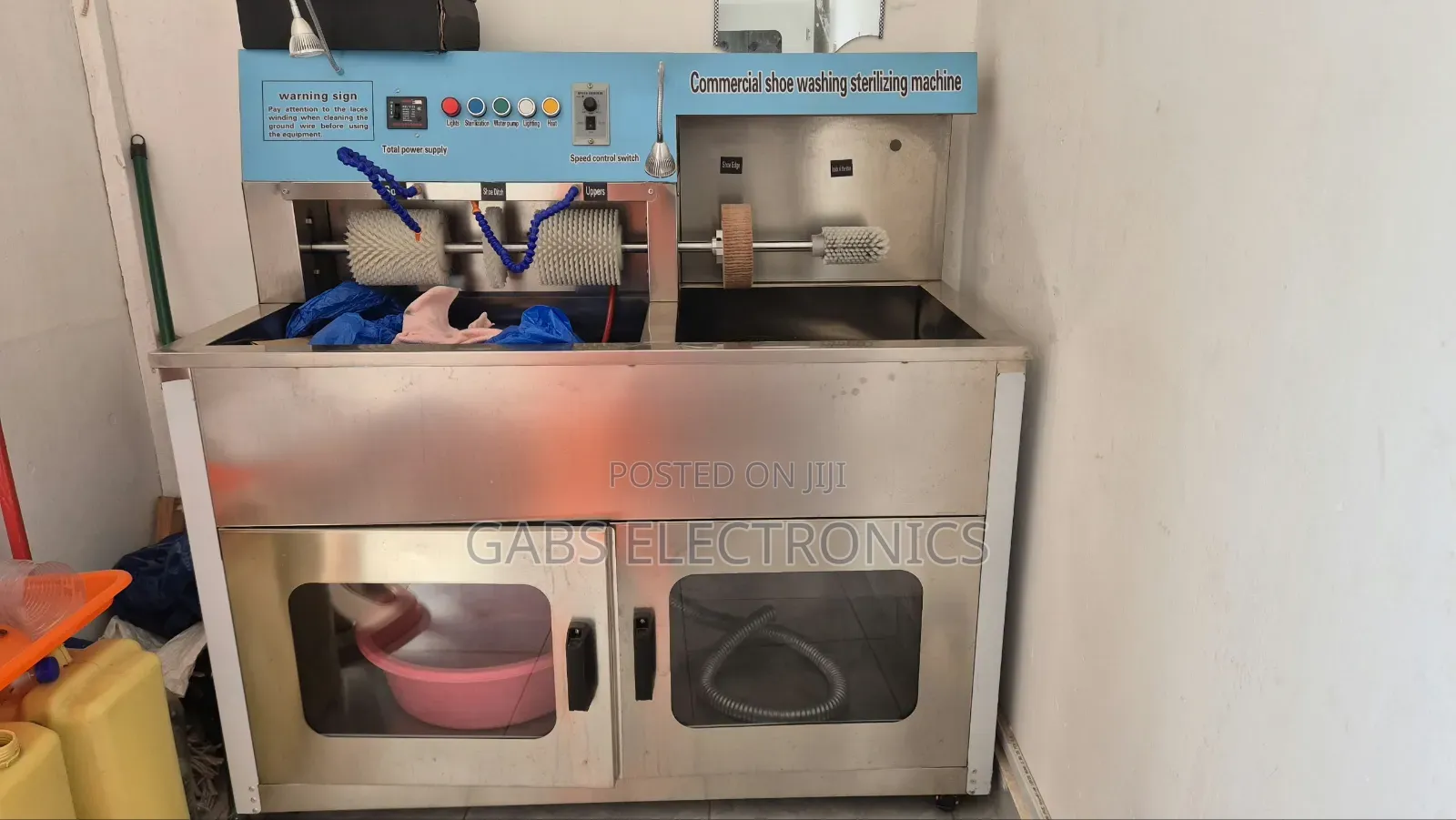 Shoe Washing and Drying Machine