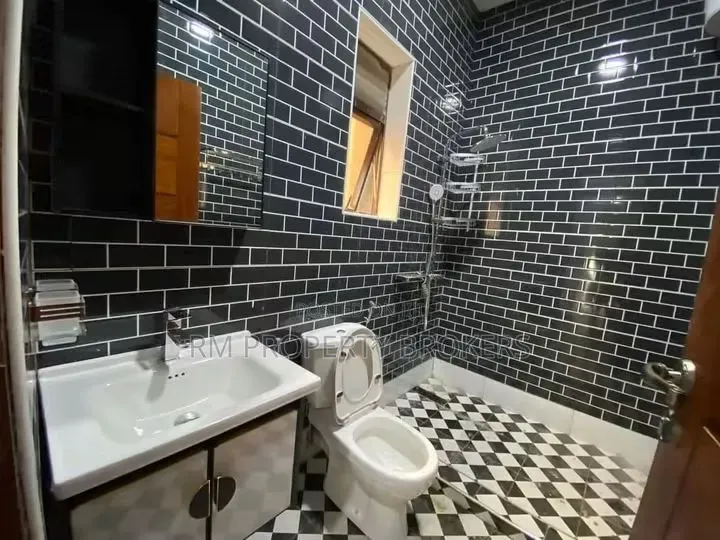 1bdrm Apartment in Lweza Lubowa Rd, Central Division for rent