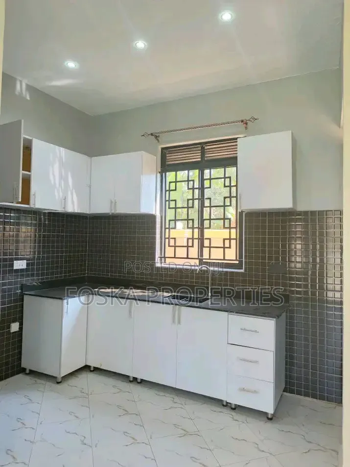 1bdrm Apartment in Muyenga Estate, Central Division for rent