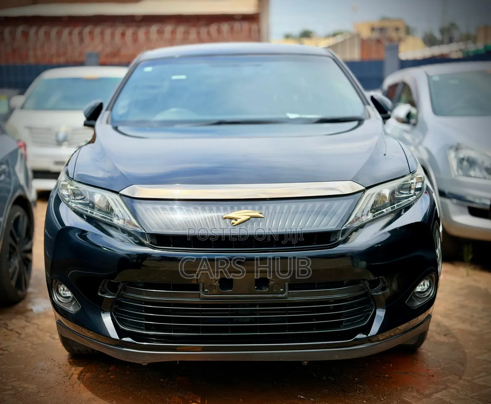 Toyota Harrier 2.0 2014 Black