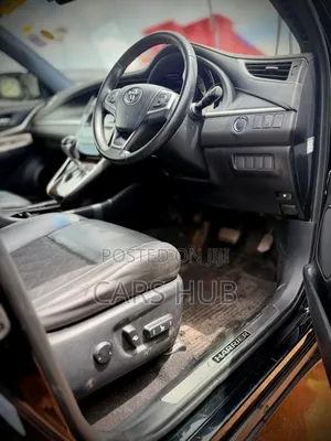 Toyota Harrier 2.0 2014 Black