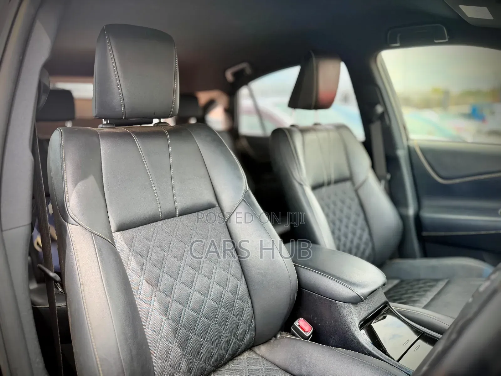 Toyota Harrier 2.0 2014 Black