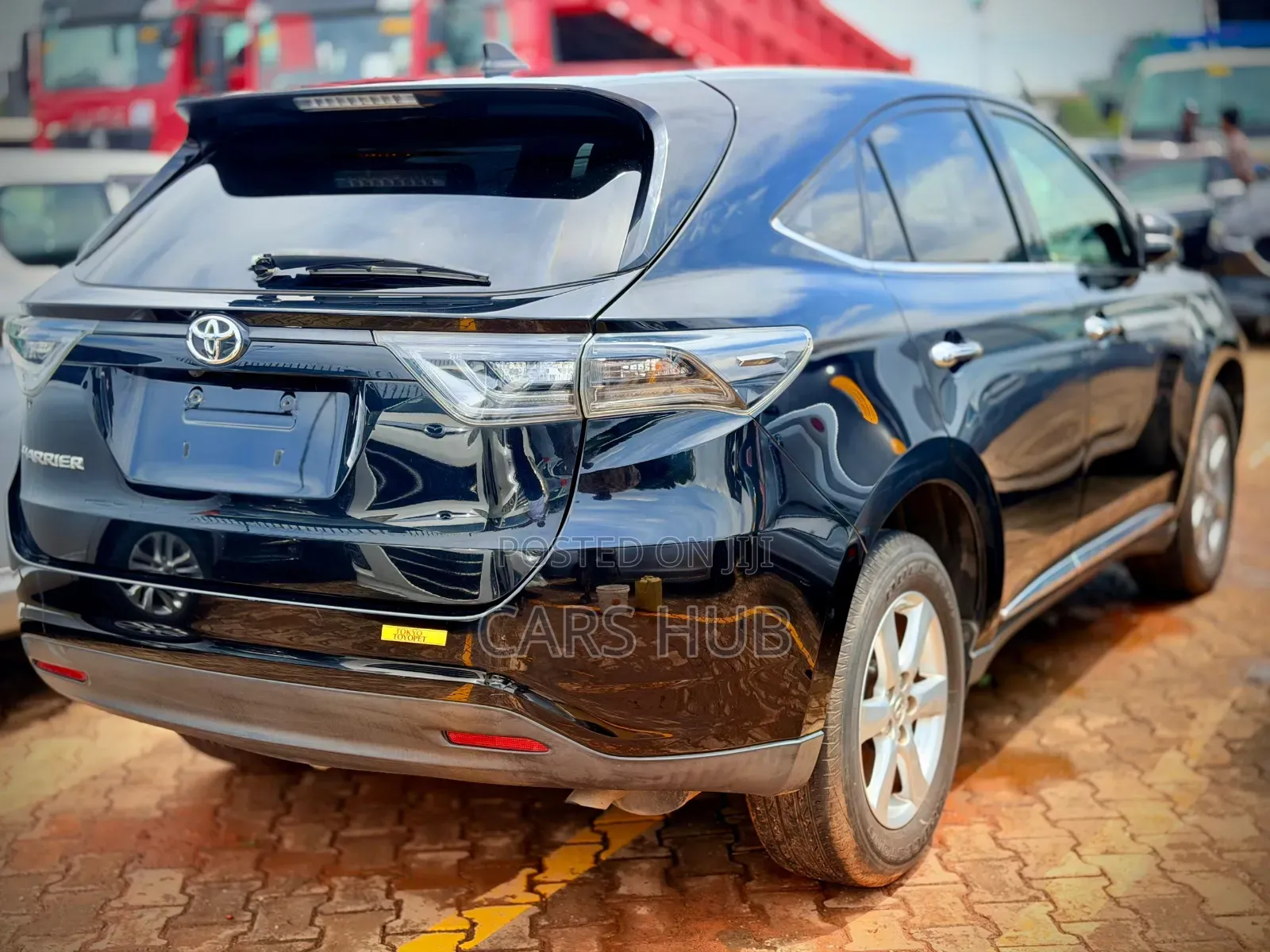 Toyota Harrier 2.0 2014 Black