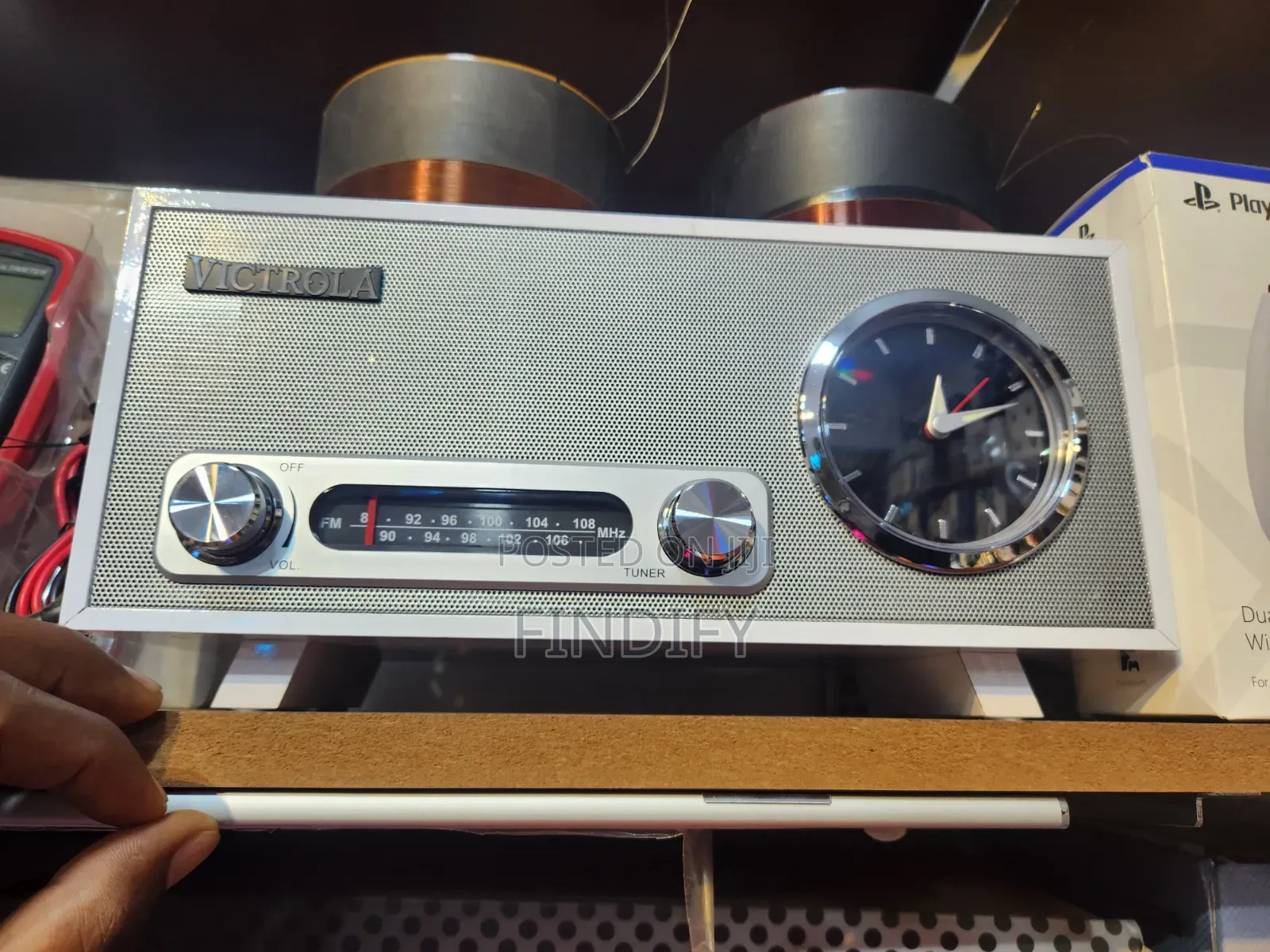 Victrola Broadway Bluetooth Clock Radio With Analogue Display