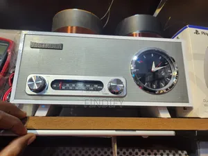 Victrola Broadway Bluetooth Clock Radio With Analogue Display