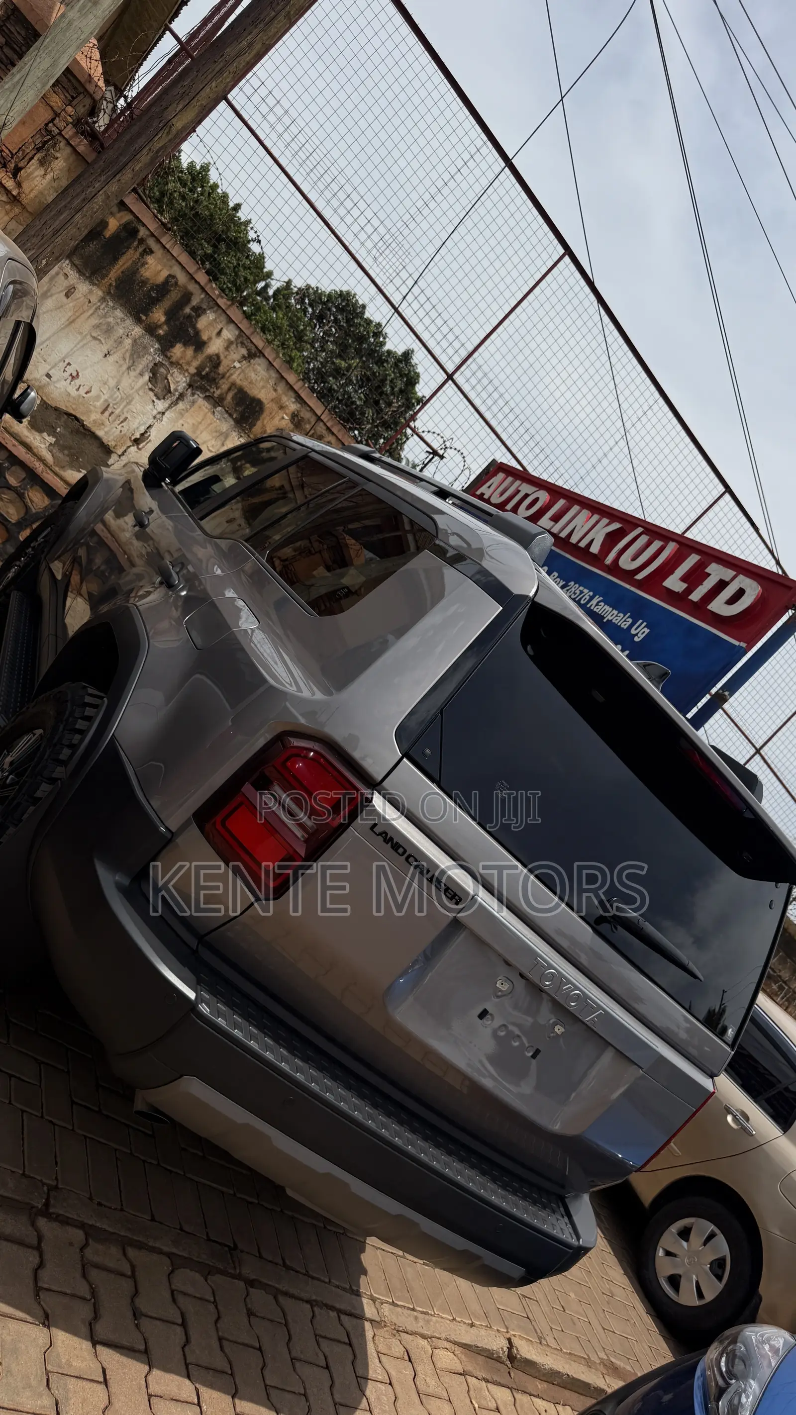 Toyota Land Cruiser Prado 2.7 2025 Brown