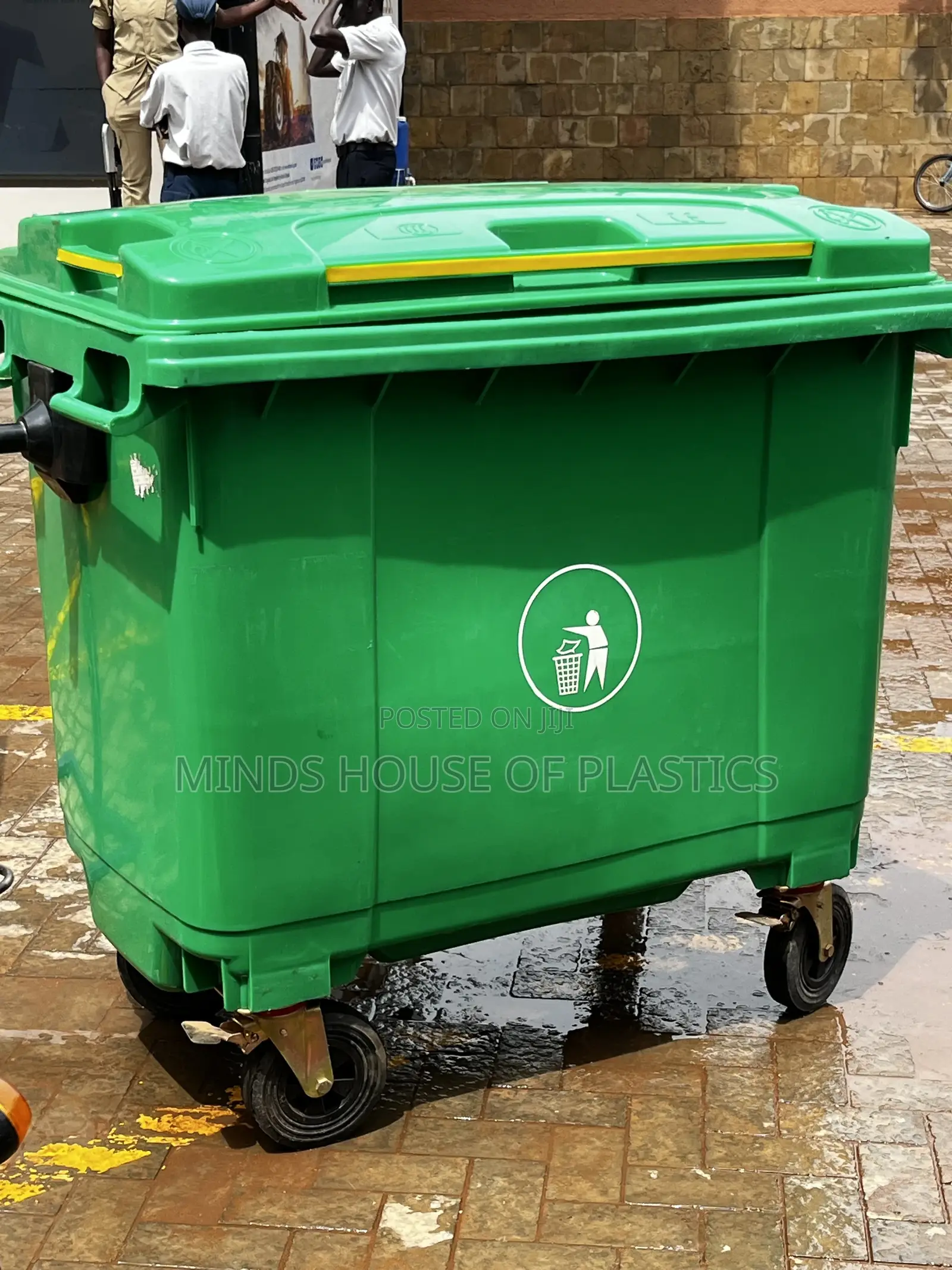 660ltrs Waste Bin