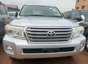 Toyota Land Cruiser 2013 Silver