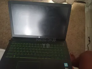 Laptop HP Pavilion 15 8GB Intel Core i5 HDD 1T