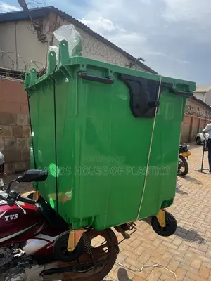 1100ltrs Waste Bin