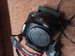 Canon 250D