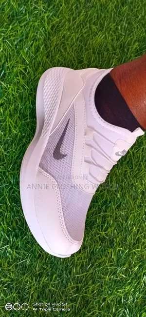 White Elastic Nike Mesh Sneakers Ladies N Gentlemen 36 to 40
