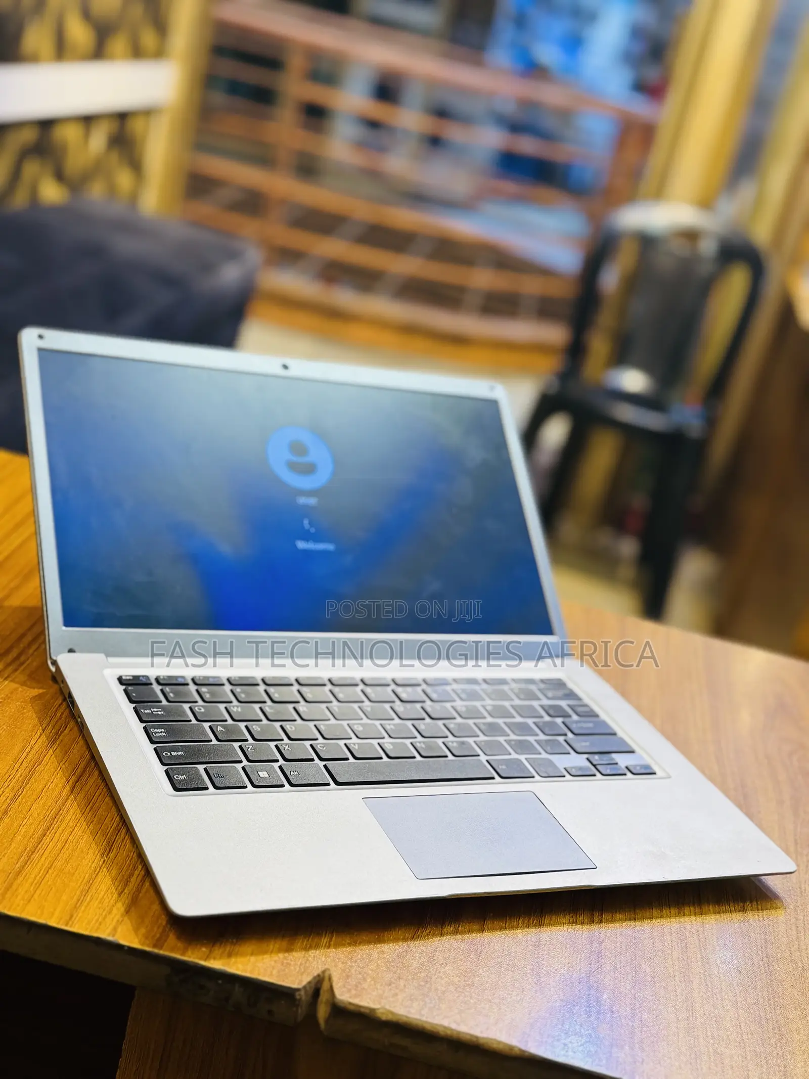 Laptop HP 14S 4GB Intel Core i7 SSD 128GB