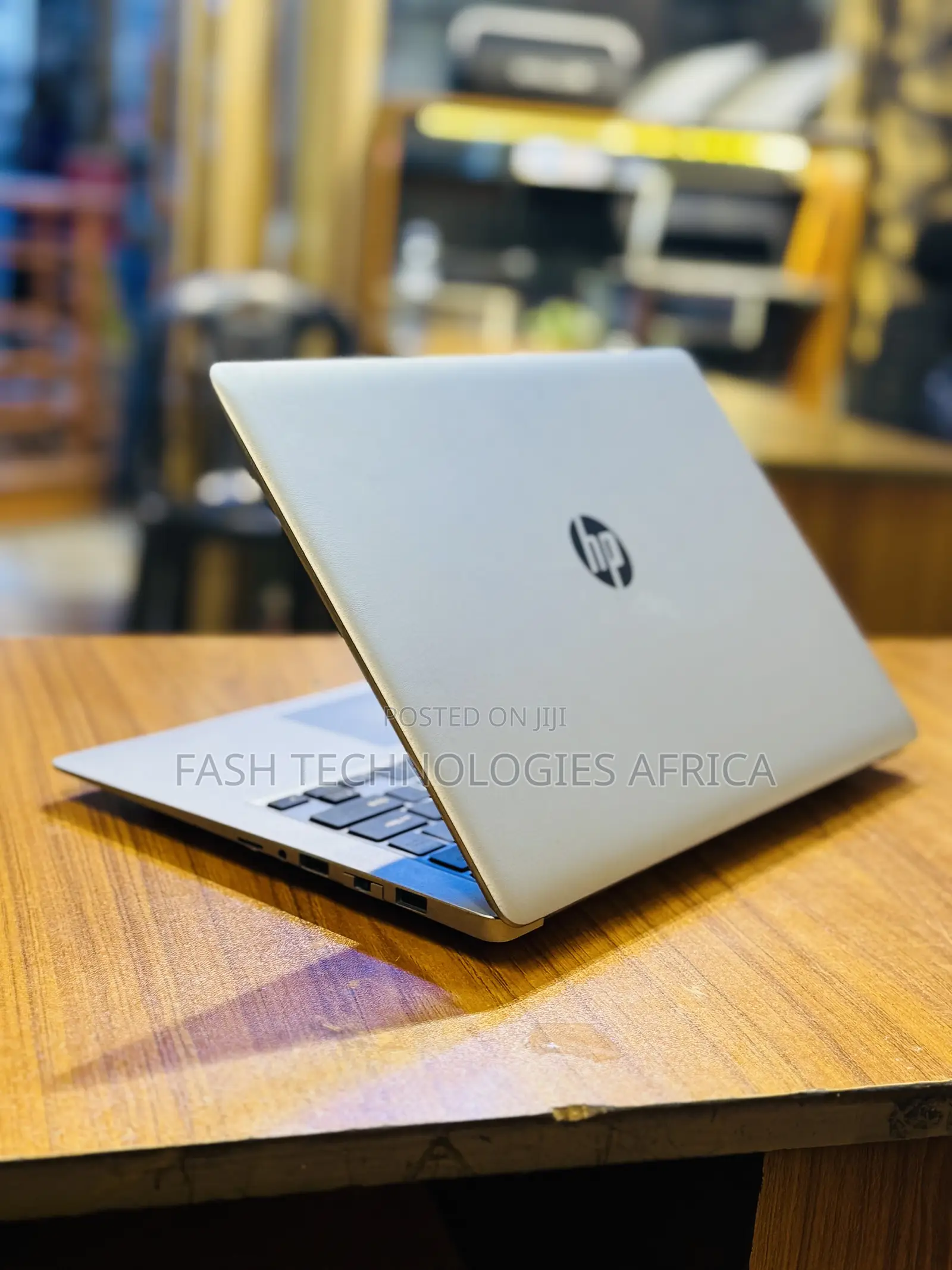 Laptop HP 14S 4GB Intel Core i7 SSD 128GB