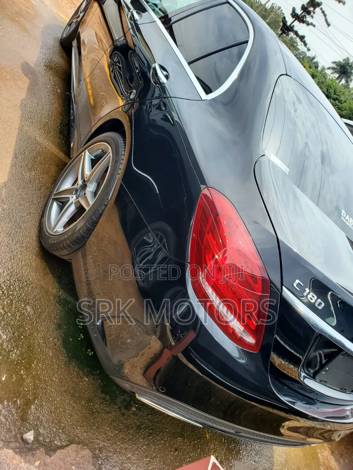 Mercedes-Benz C180 2017 Black