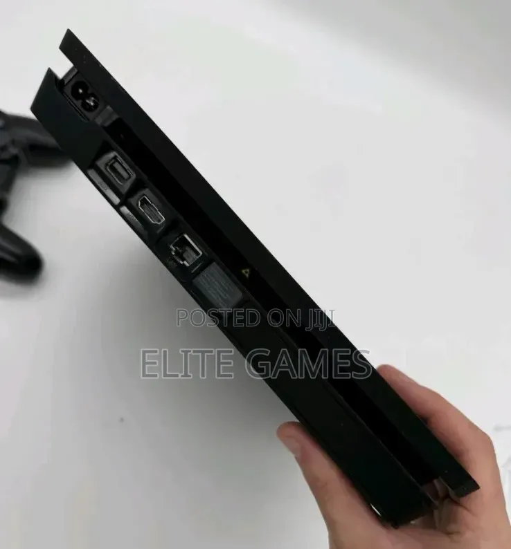 PlayStation 4 Slim