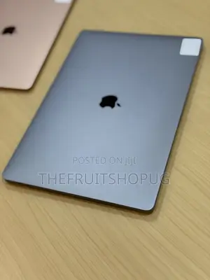 Laptop Apple MacBook Pro 2019 16GB Intel Core i9 SSD 1T