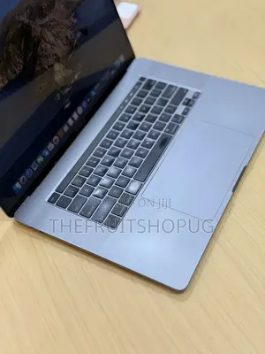 Laptop Apple MacBook Pro 2019 16GB Intel Core i9 SSD 1T