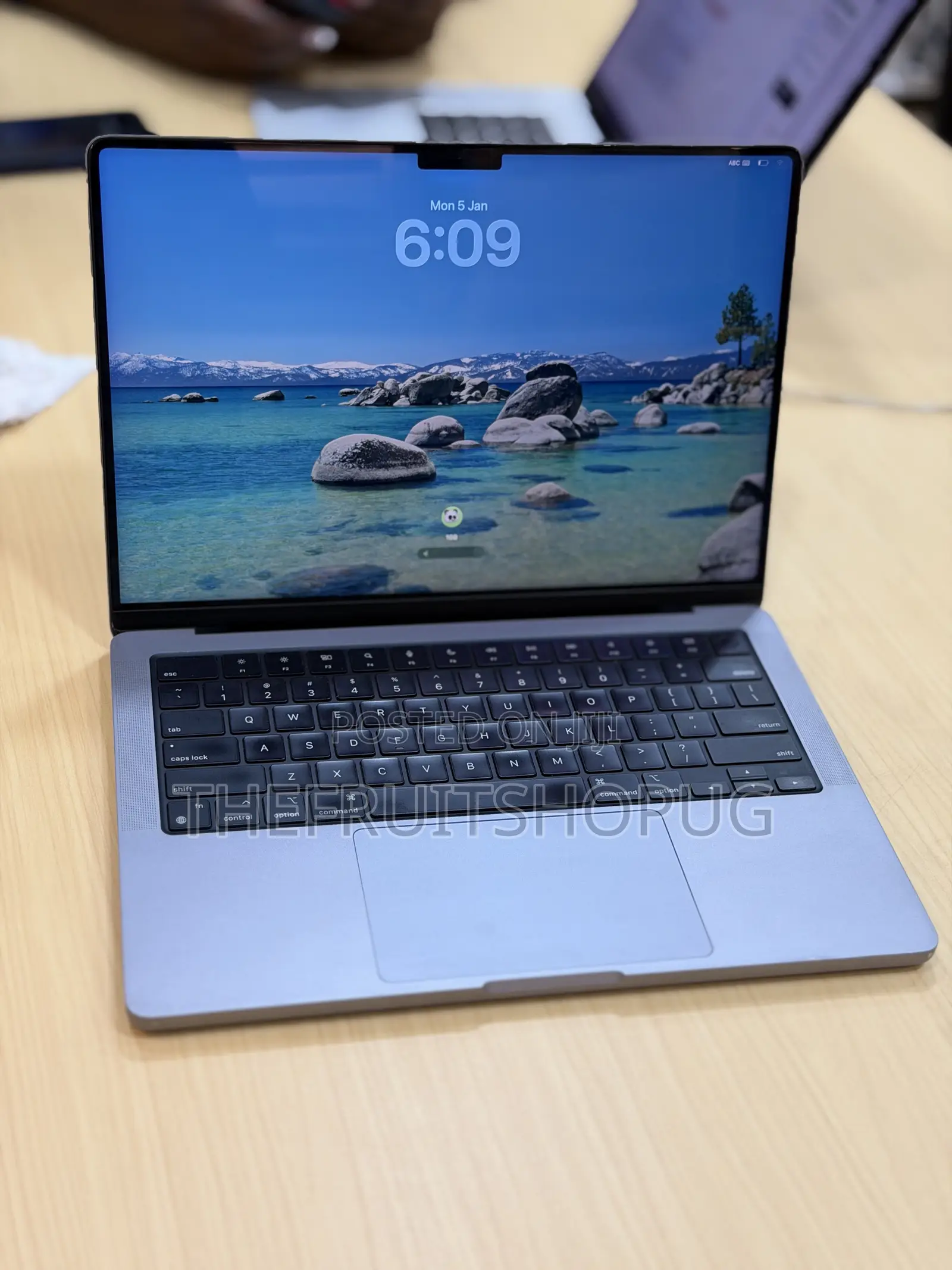 Laptop Apple MacBook Pro 2021 M1 16GB Apple M1 Pro SSD 1T