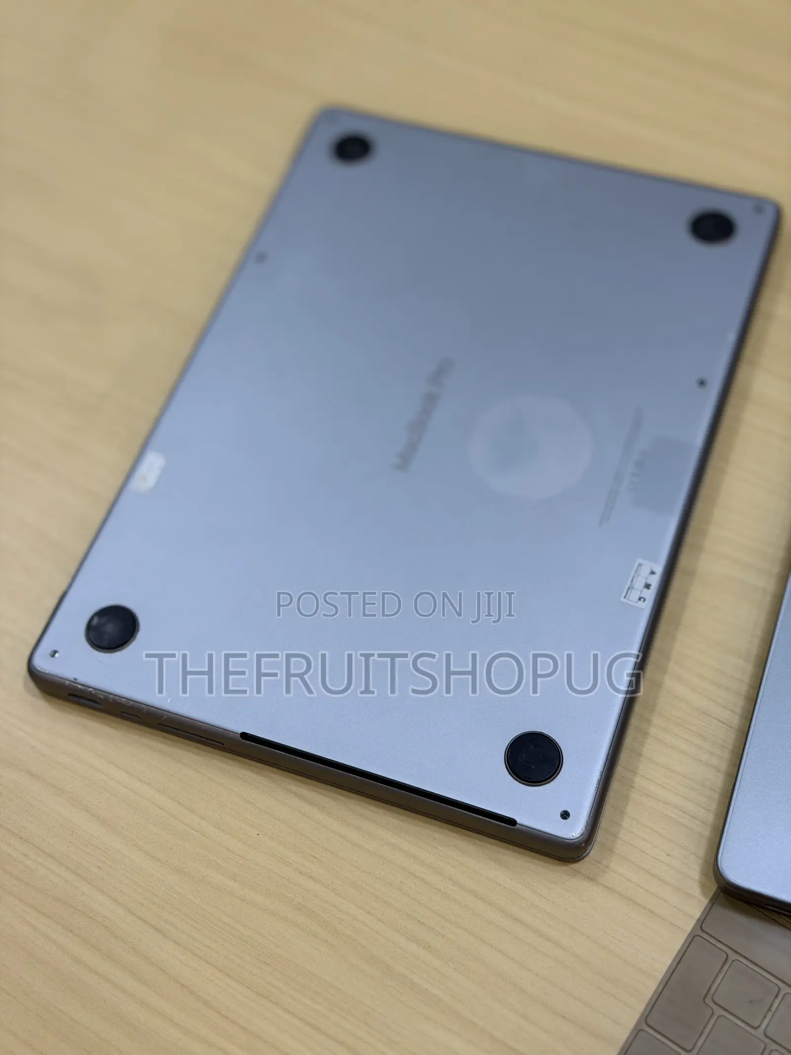 Laptop Apple MacBook Pro 2021 M1 16GB Apple M1 Pro SSD 1T