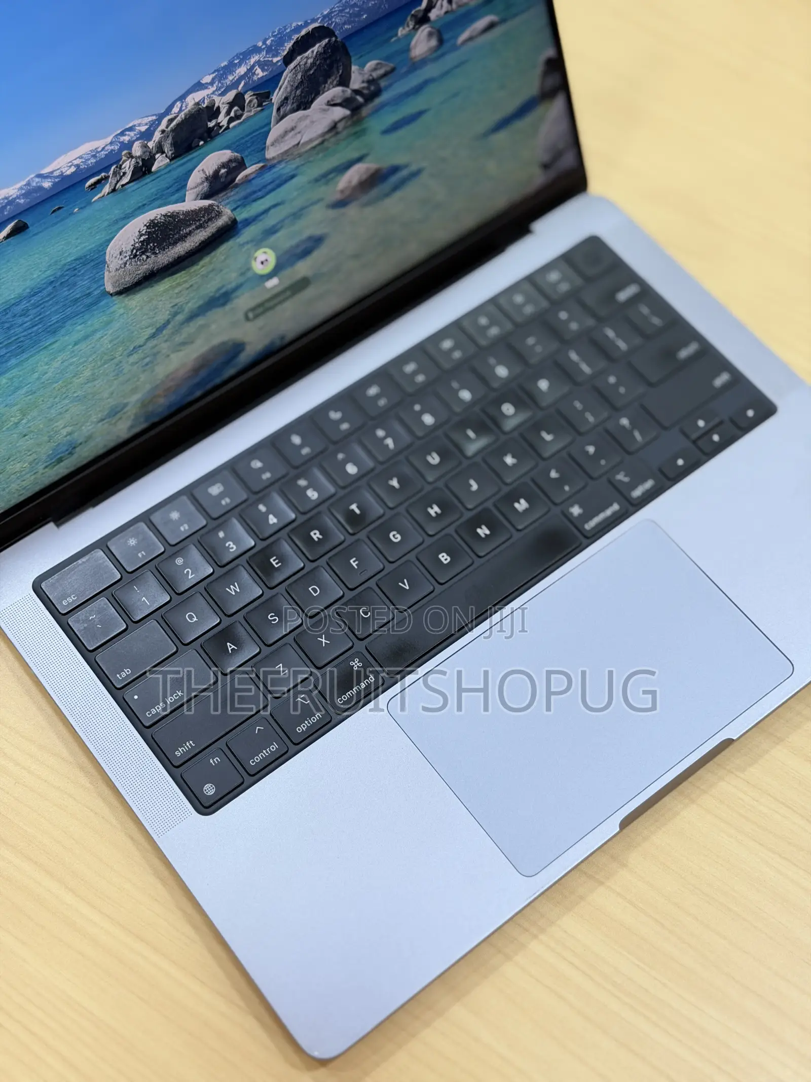 Laptop Apple MacBook Pro 2021 M1 16GB Apple M1 Pro SSD 1T
