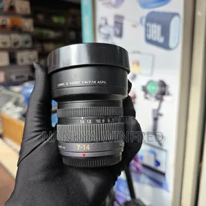 Panasonic Lumix 7-14mm Vario F/4 ASPH