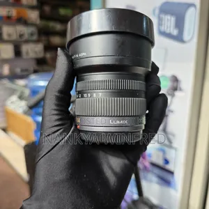 Panasonic Lumix 7-14mm Vario F/4 ASPH