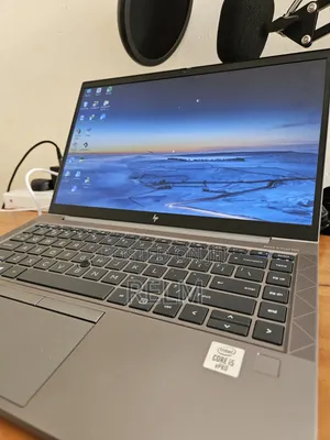Laptop HP ZBook Firefly 14 G7 16GB Intel Core i5 SSD 512GB