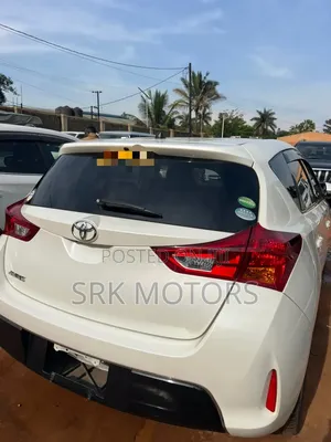 Toyota Auris 2016 Silver
