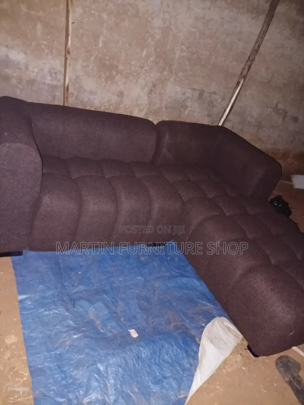 5 Seater Bubble Sofa Set Available for Sale Brown in Color