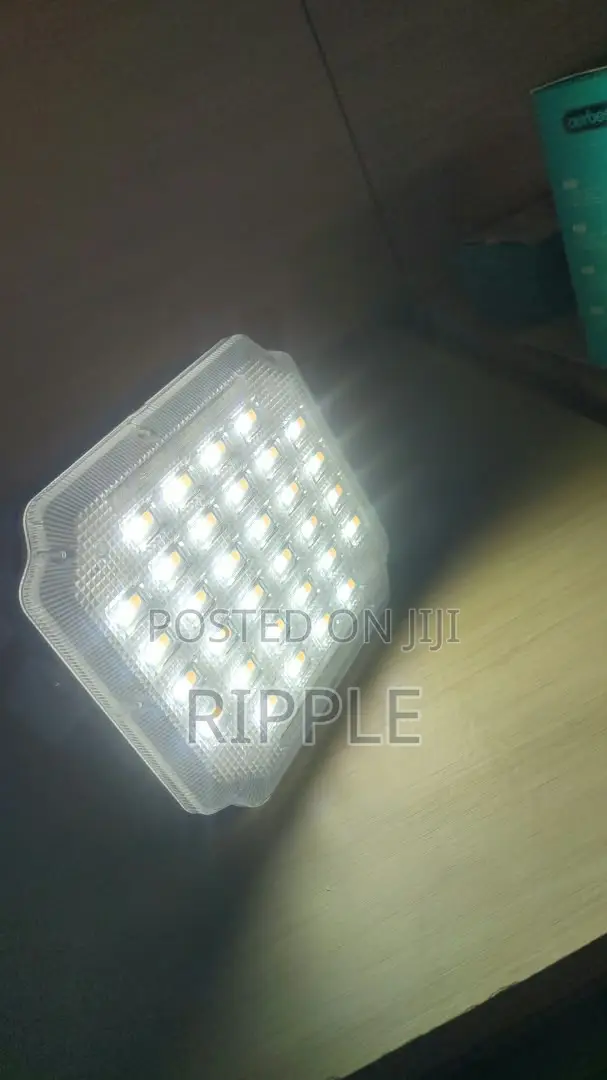 100W Solar LED Floodlight – Rechargeable & 3 Light Modes