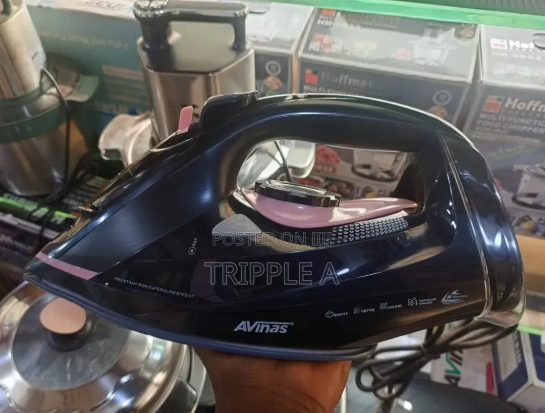 Avinas AV-2260 Steam Iron