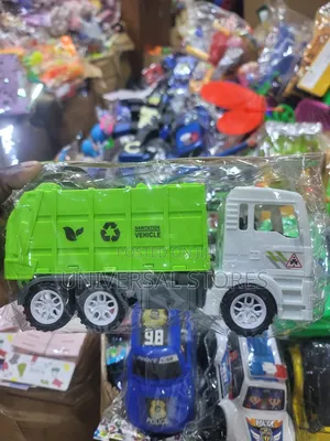 Plastic Friction-Powered City Sanitation / Garbage Truck