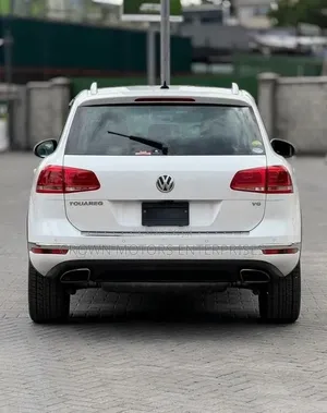 Volkswagen Touareg 2017 White