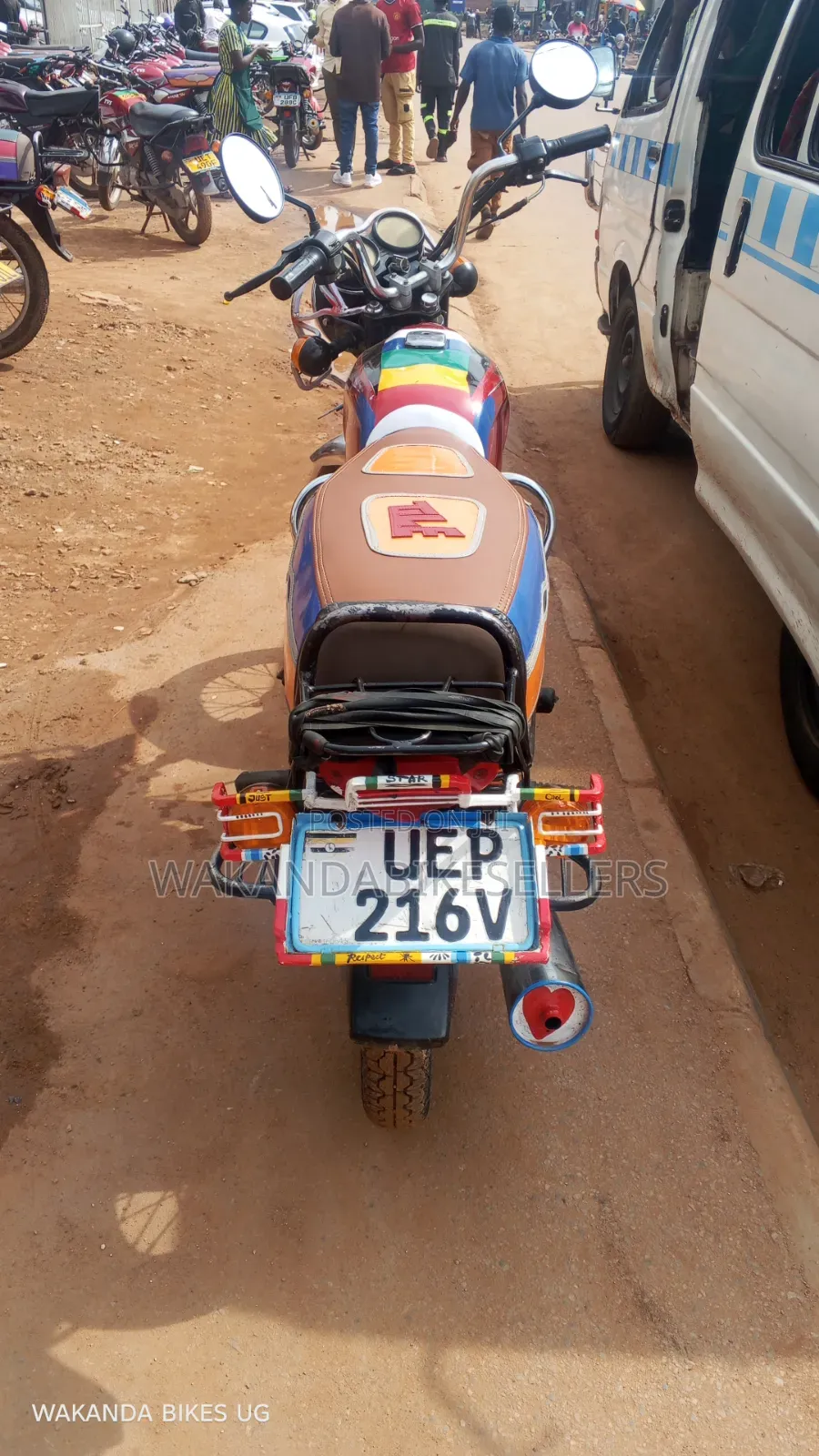 Bajaj Boxer 100 2019 Red